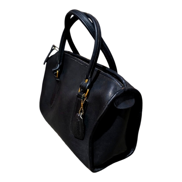 Classic Black Leather Vintage COACH Handbag - Picture 1 of 9